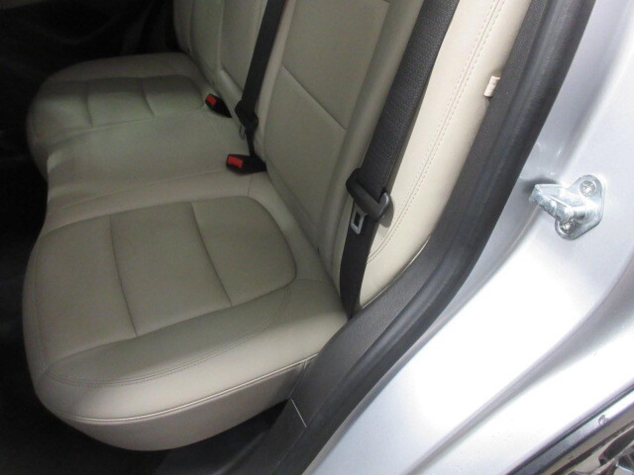 2019 Buick Encore AWD ESSENCE, HTD. LEATHER, APPLE/ANDROID, 57K! Photo