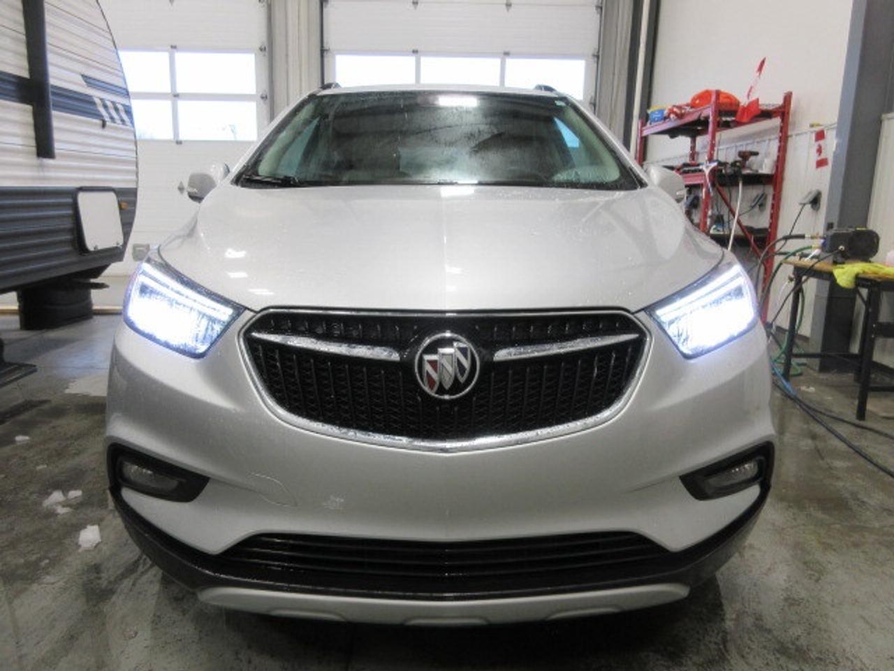 2019 Buick Encore AWD ESSENCE, HTD. LEATHER, APPLE/ANDROID, 57K! Photo2