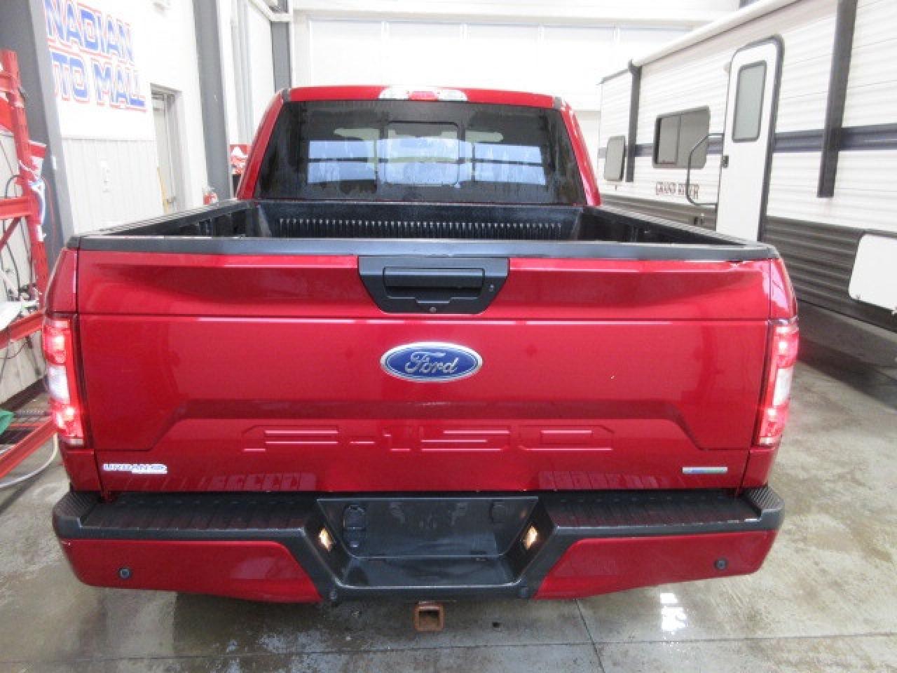 2019 Ford F-150 FX4 CREW 4X4, NAV, APPLE/ANDROID, 107K! Photo