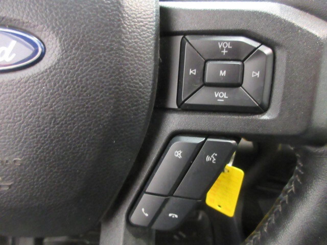 2019 Ford F-150 FX4 CREW 4X4, NAV, APPLE/ANDROID, 107K! Photo