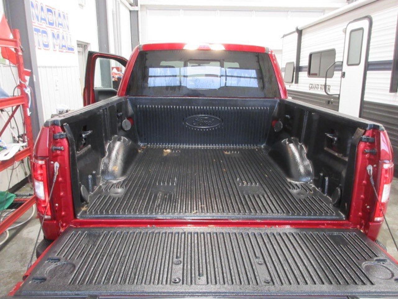 2019 Ford F-150 FX4 CREW 4X4, NAV, APPLE/ANDROID, 107K! Photo