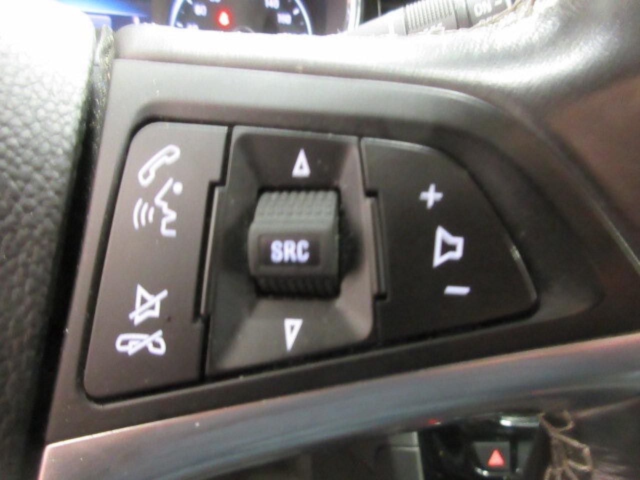 2022 Buick Encore AWD PREFERRED, APPLE/ANDROID, A/C, ALLOYS, 76K! Photo