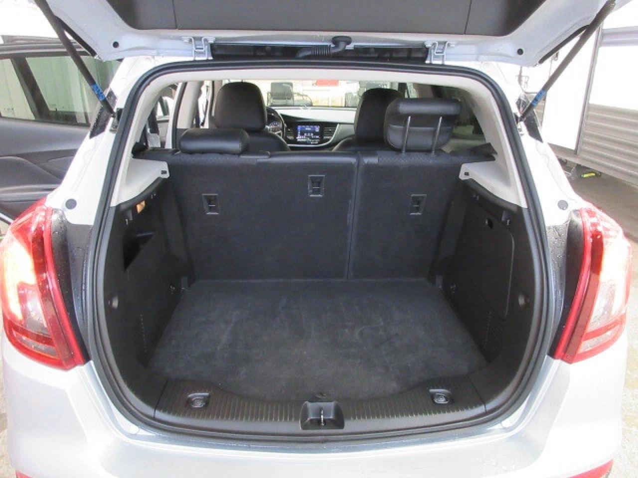 2022 Buick Encore AWD PREFERRED, APPLE/ANDROID, A/C, ALLOYS, 76K! Photo