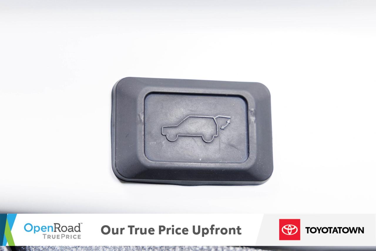 2024 Toyota RAV4 Hybrid XSE! CERTIFIED PRE OWNED! ACCIDENT FREE! ELIGIBLE Photo