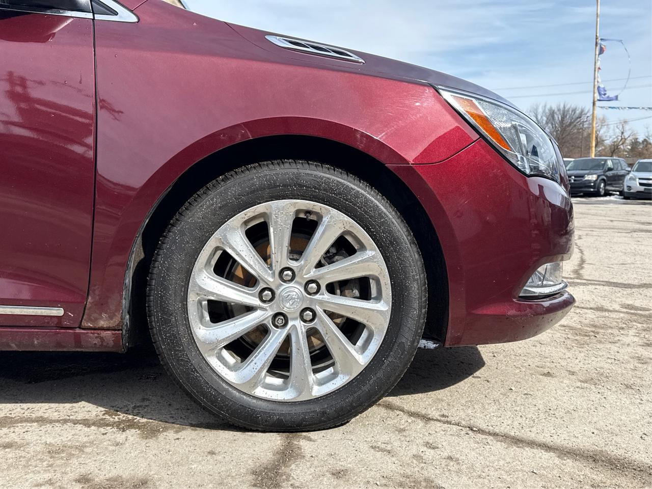 2016 Buick LaCrosse HEATED SEATS REAR CAM CLEAN WE FINANCE ALL CREDIT! Photo