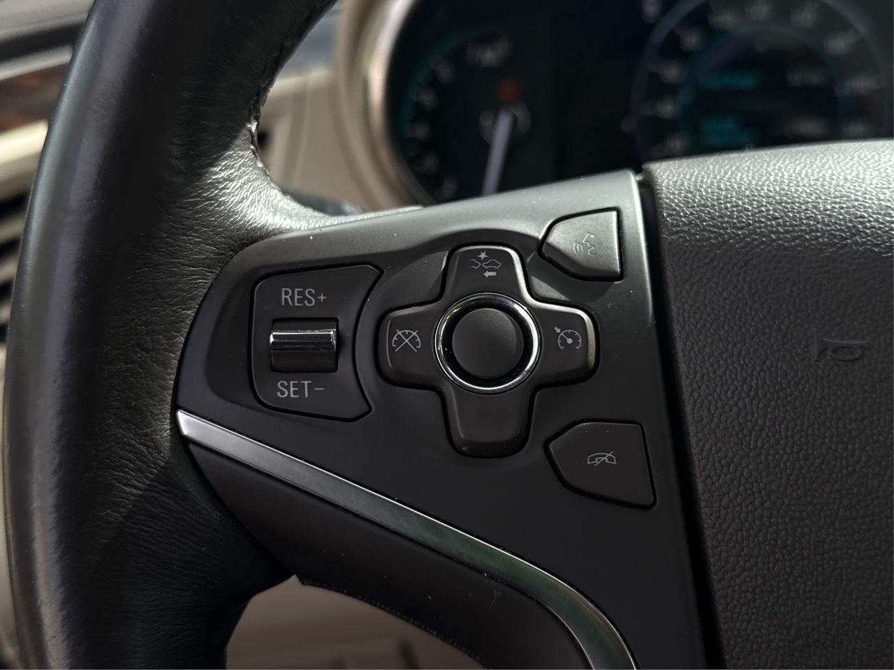 2016 Buick LaCrosse HEATED SEATS REAR CAM CLEAN WE FINANCE ALL CREDIT! Photo