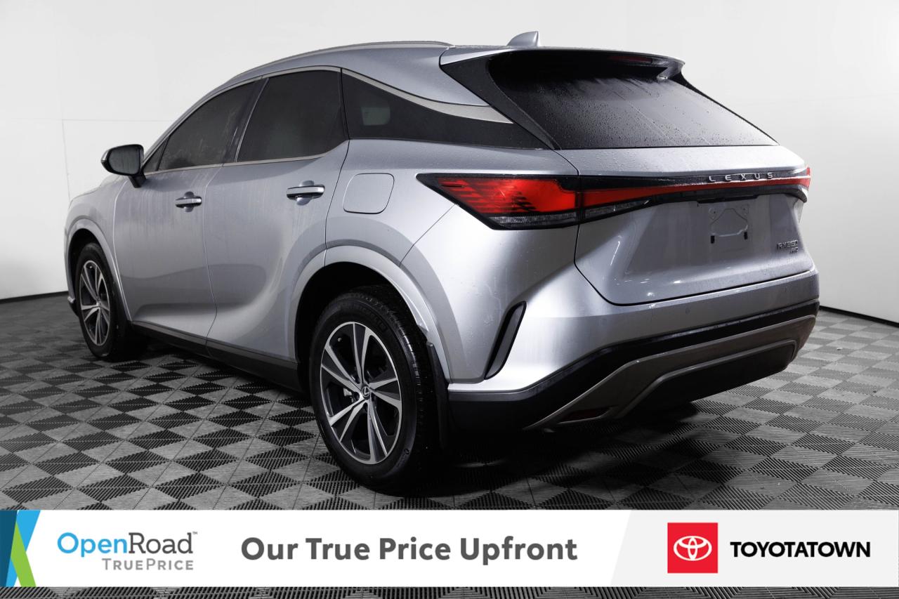 2024 Lexus RX 350 PREMIUM! ACCIDENT FREE! ELIGIBLE FOR OPEN ROAD LEA Photo