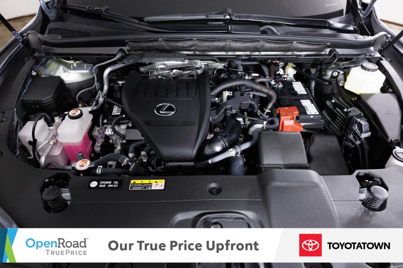 2024 Lexus RX 350 PREMIUM! ACCIDENT FREE! ELIGIBLE FOR OPEN ROAD LEA Photo