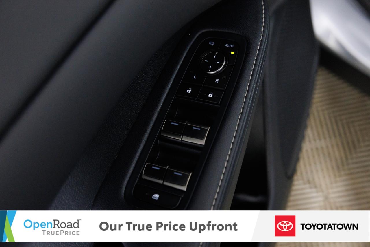 2024 Lexus RX 350 PREMIUM! ACCIDENT FREE! ELIGIBLE FOR OPEN ROAD LEA Photo