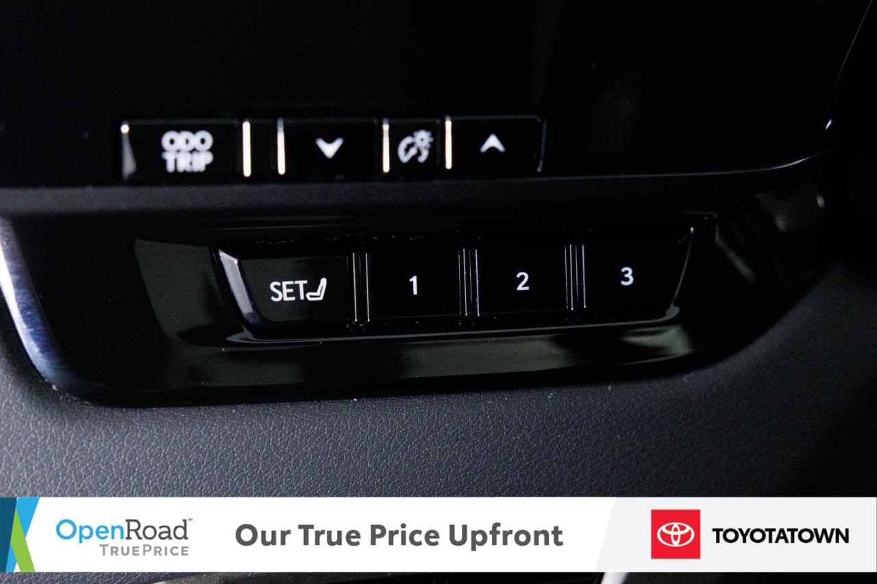 2024 Lexus RX 350 PREMIUM! ACCIDENT FREE! ELIGIBLE FOR OPEN ROAD LEA Photo