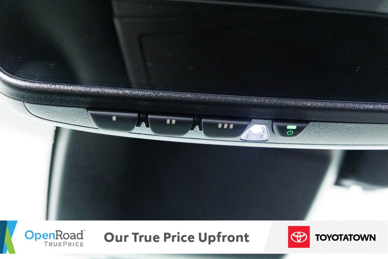 2024 Lexus RX 350 PREMIUM! ACCIDENT FREE! ELIGIBLE FOR OPEN ROAD LEA Photo