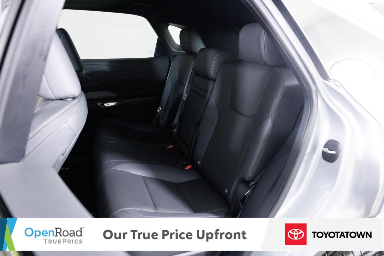 2024 Lexus RX 350 PREMIUM! ACCIDENT FREE! ELIGIBLE FOR OPEN ROAD LEA Photo