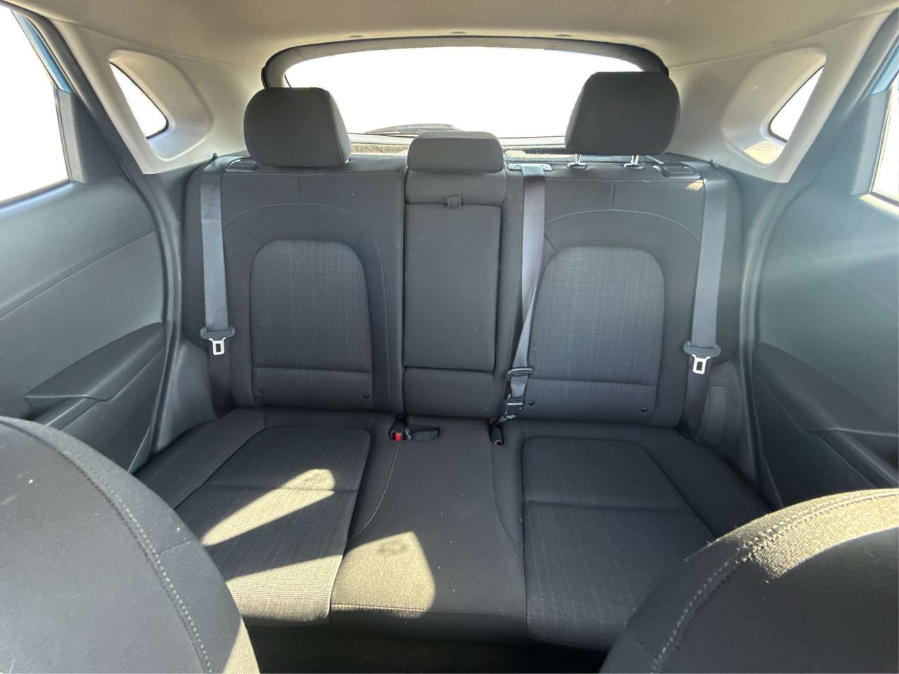 2022 Hyundai KONA AWD LEATHER LOADED WE FINANCE ALL CREDIT! Photo