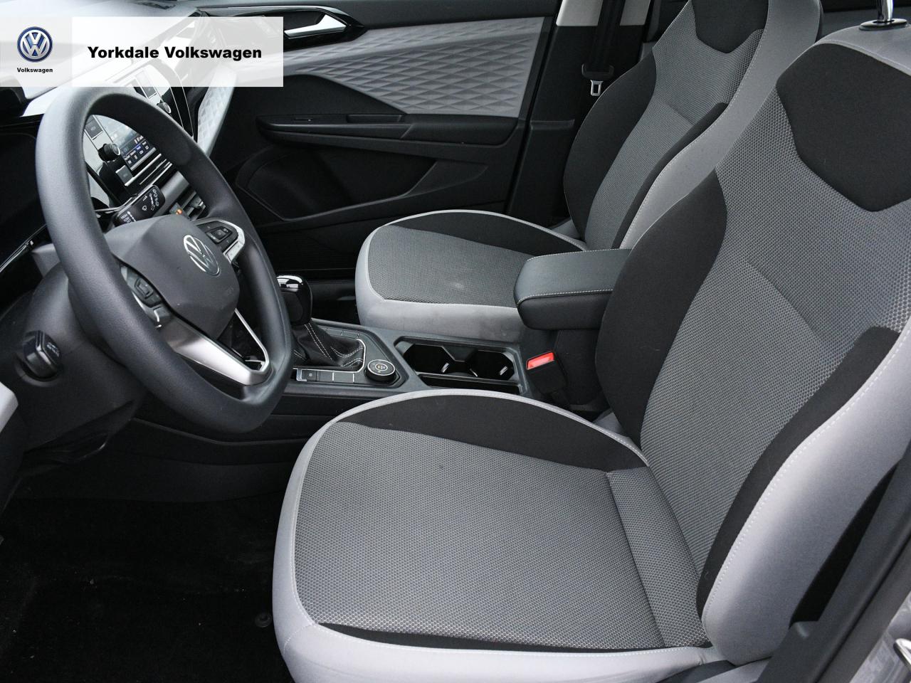 2022 Volkswagen Taos  Photo