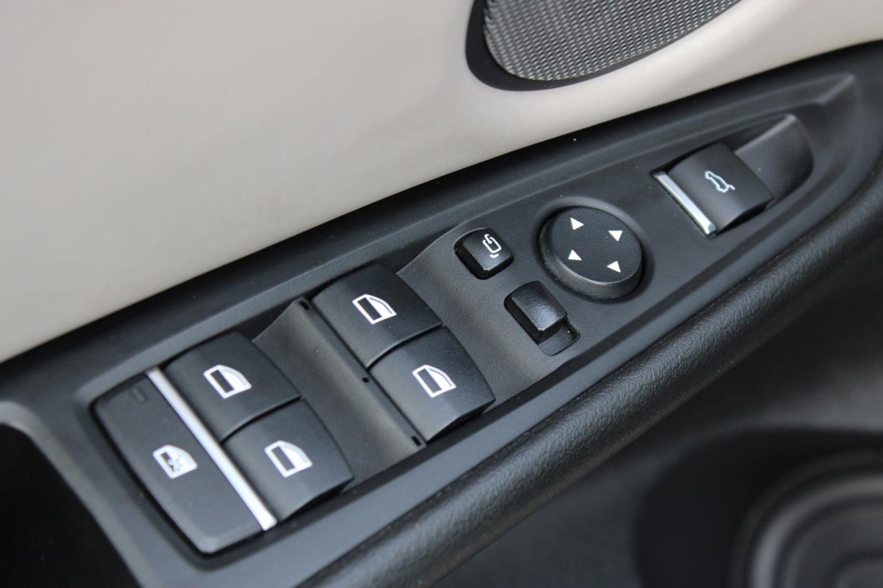 2016 BMW X6 xDrive35i Individual PKG No Accident White Interio Photo