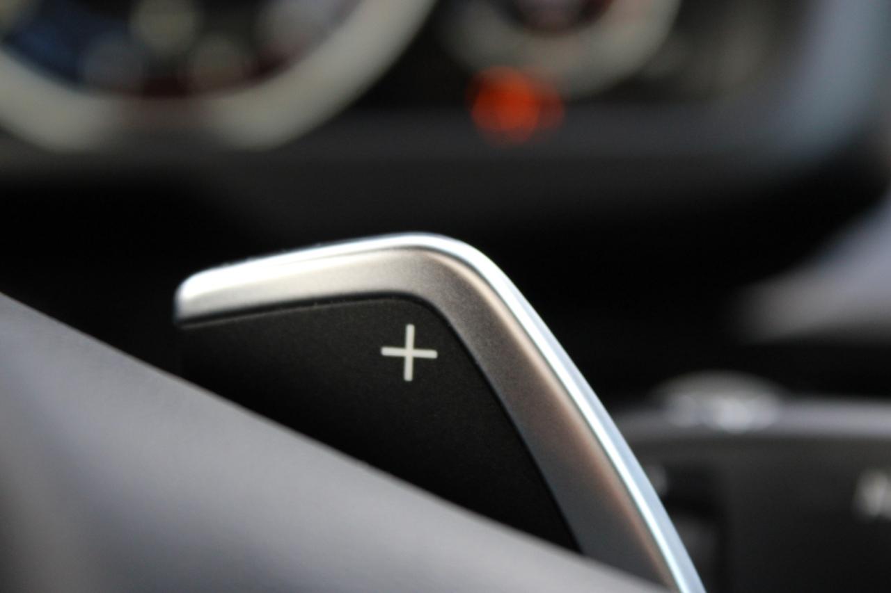 2016 BMW X6 xDrive35i Individual PKG No Accident White Interio Photo