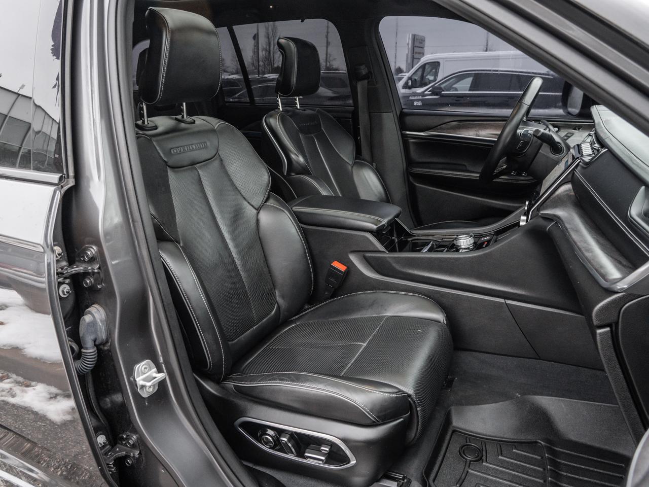 2023 Jeep Grand Cherokee OVERLAND  AIR RIDE SUSPENSION  PANO ROOF  NAV Photo