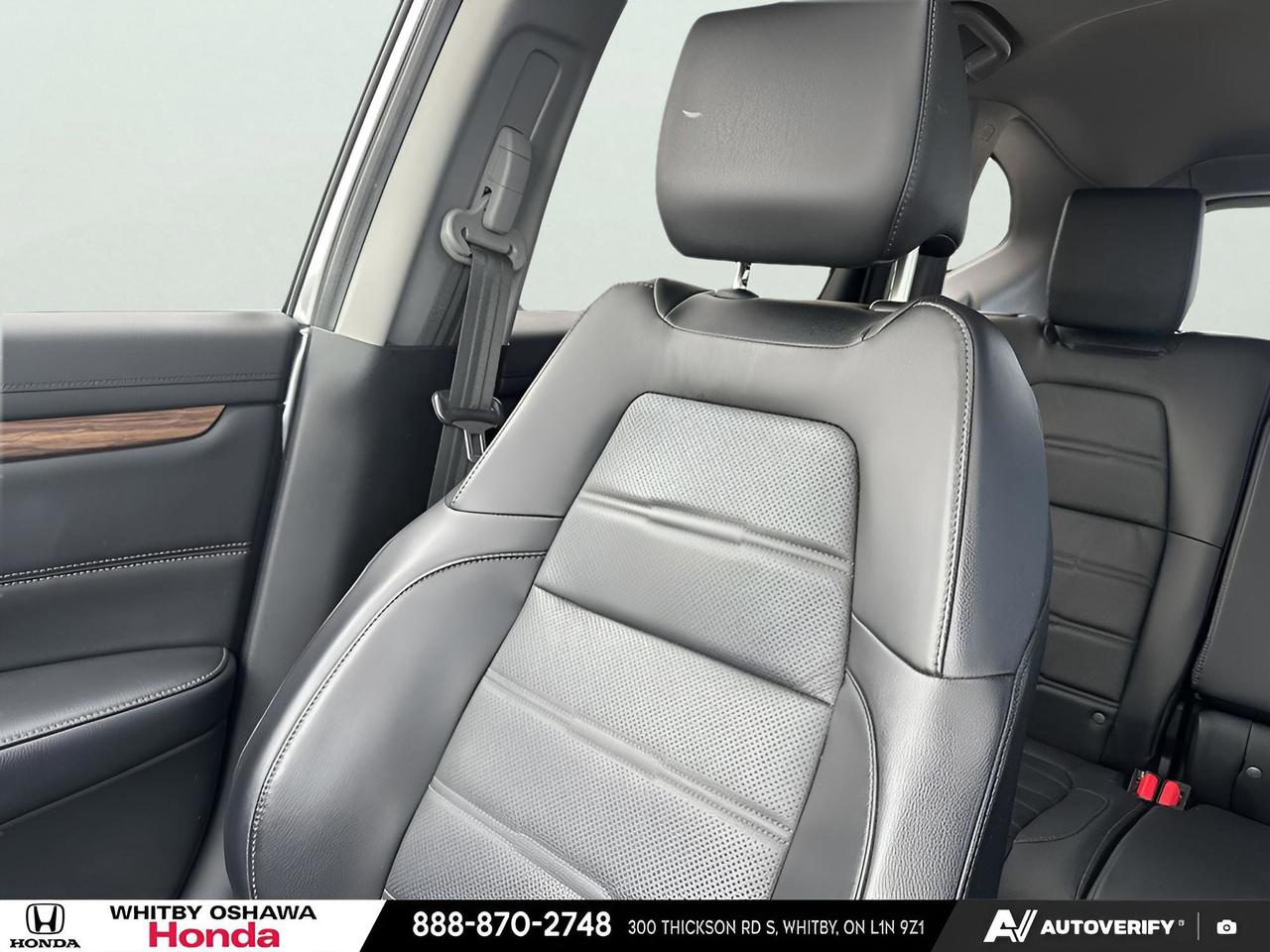 2018 Honda CR-V Heated Seats l Heated Steering Wheel Photo