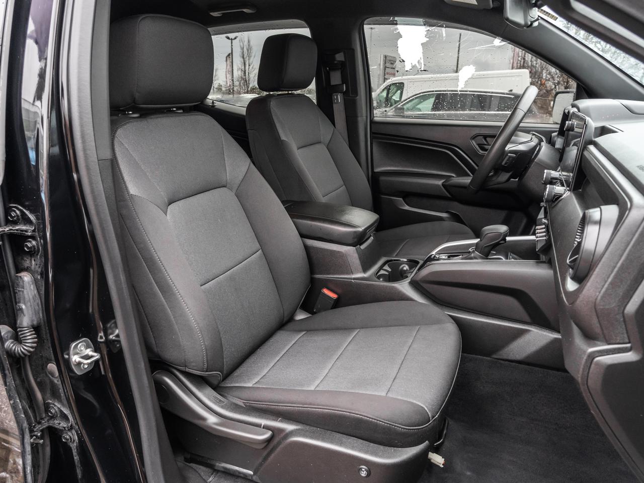 2024 Chevrolet Colorado TRAIL BOSS 4WD  HEATED SEATS  SIDE STEPS Photo