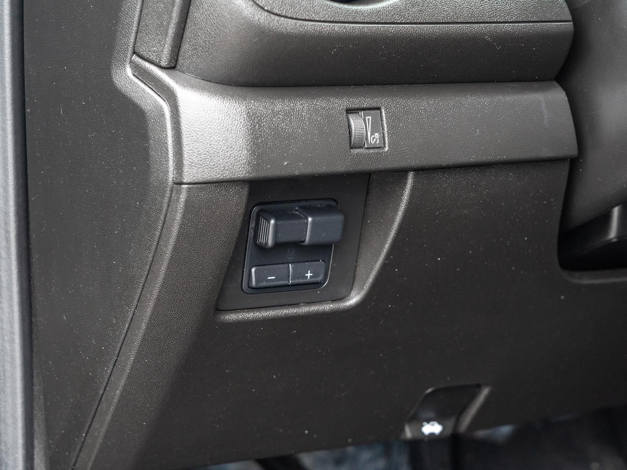 2024 Chevrolet Colorado TRAIL BOSS 4WD  HEATED SEATS  SIDE STEPS Photo