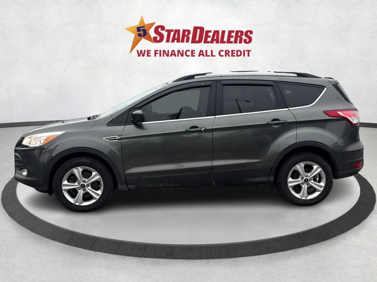 2015 Ford Escape FWD 4dr SE NAV CLEAN! WE FINANCE ALL CREDIT! Photo3