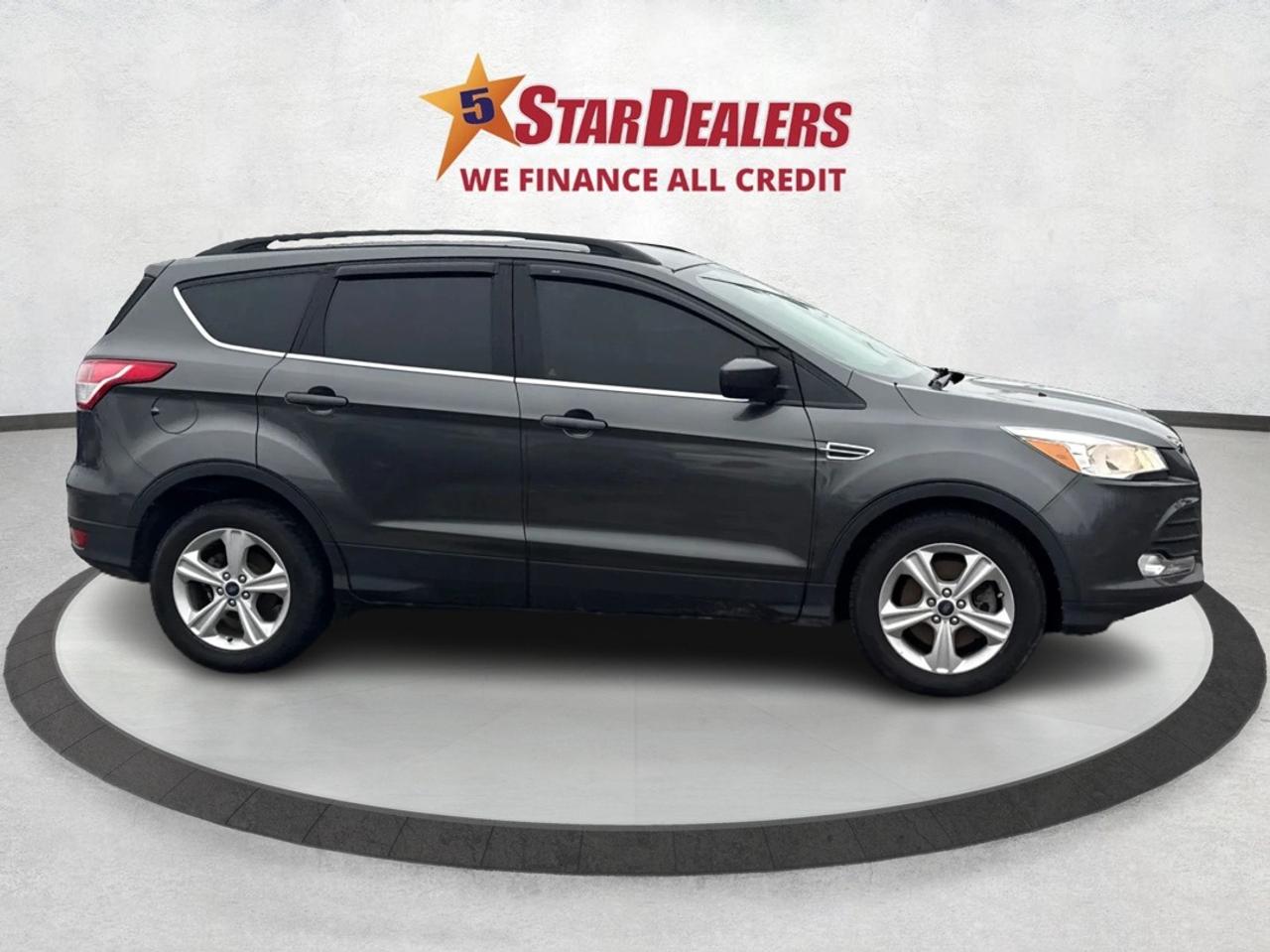2015 Ford Escape FWD 4dr SE NAV CLEAN! WE FINANCE ALL CREDIT! Photo