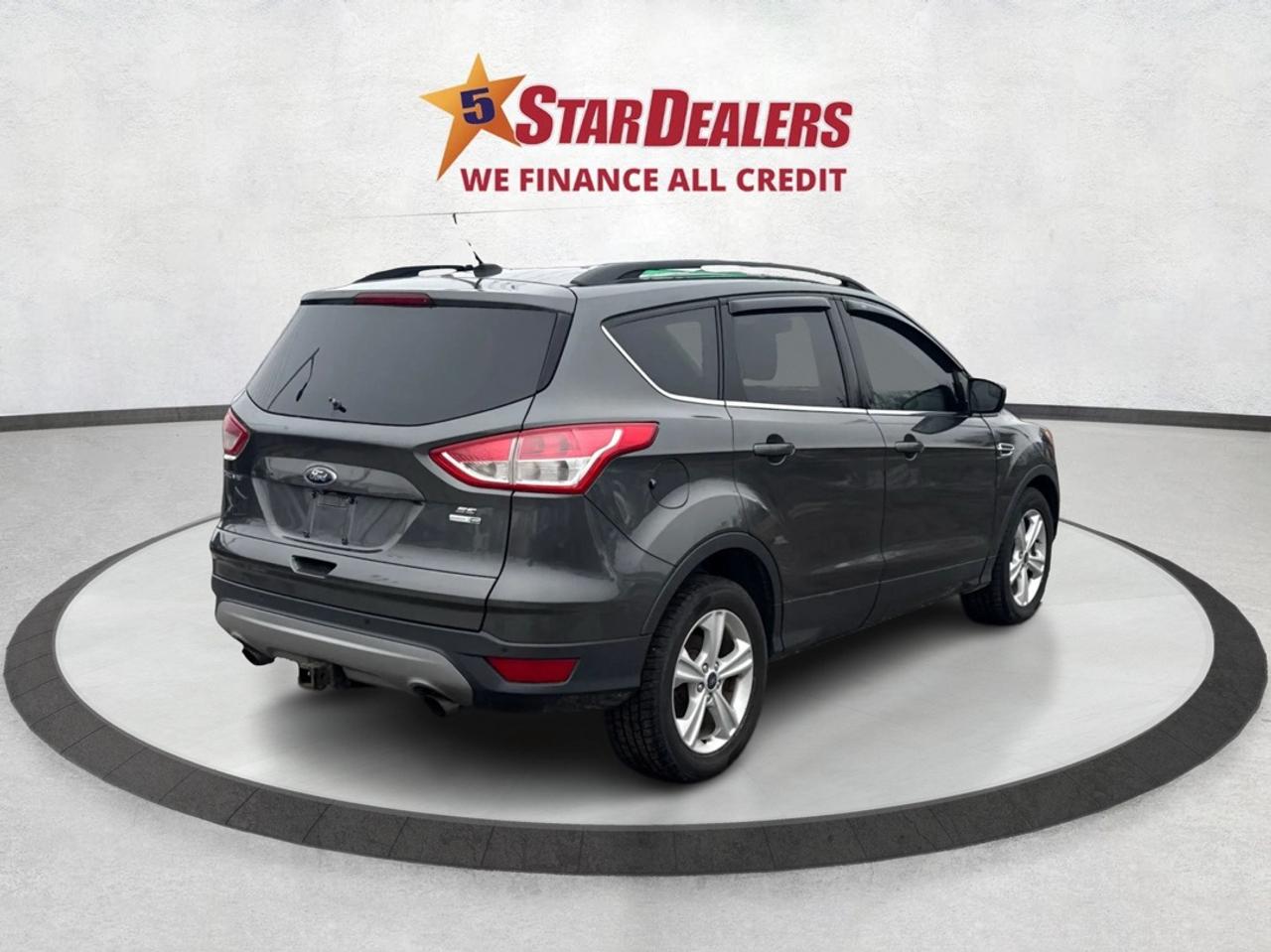 2015 Ford Escape FWD 4dr SE NAV CLEAN! WE FINANCE ALL CREDIT! Photo