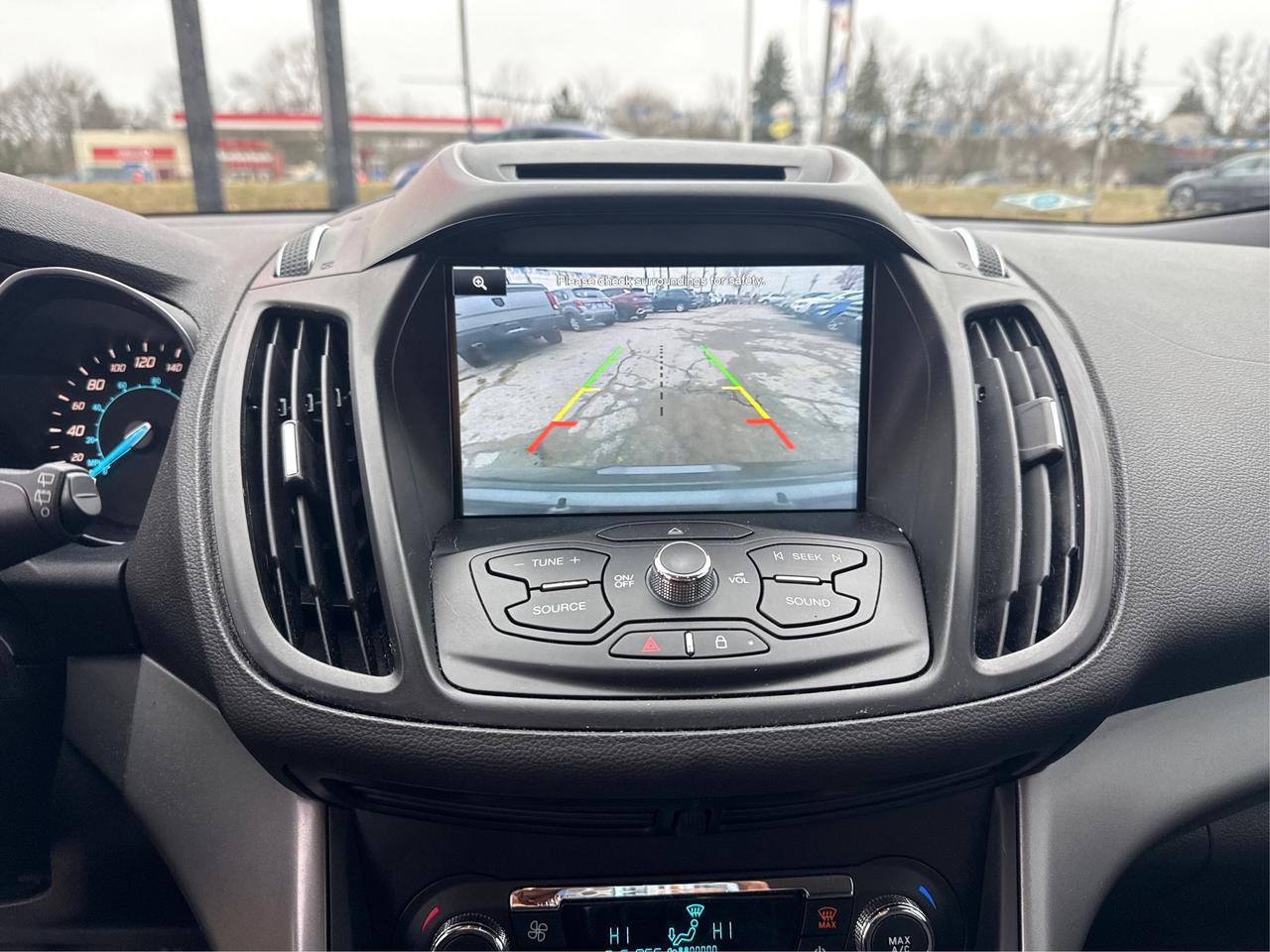 2015 Ford Escape FWD 4dr SE NAV CLEAN! WE FINANCE ALL CREDIT! Photo