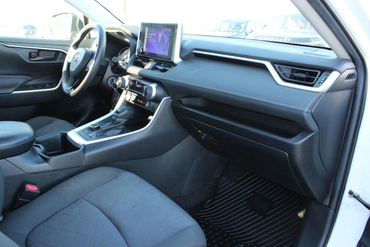 2023 Toyota RAV4 Hybrid LE Premium Hybrid No Accident $104/Weekly Certifie Photo