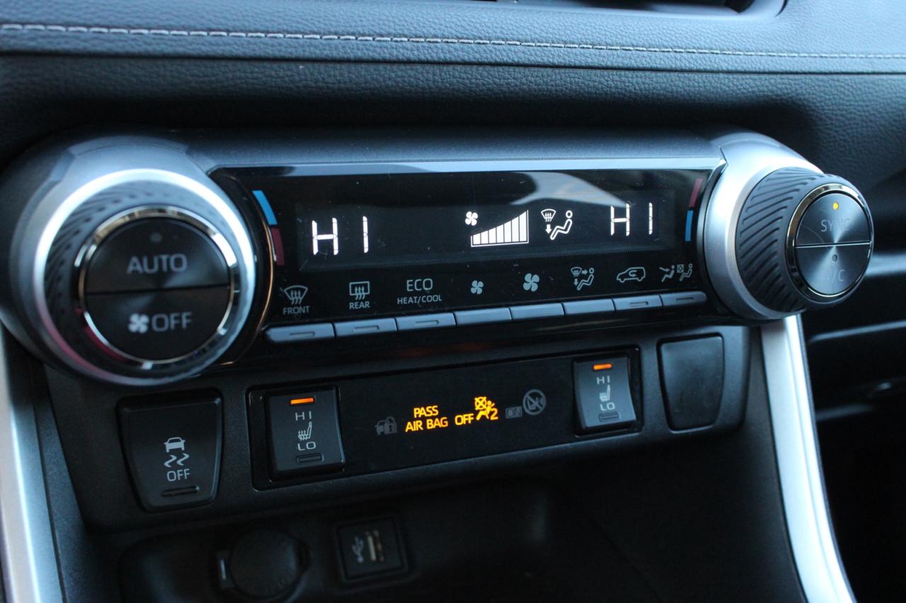 2023 Toyota RAV4 Hybrid LE Premium Hybrid No Accident $104/Weekly Certifie Photo