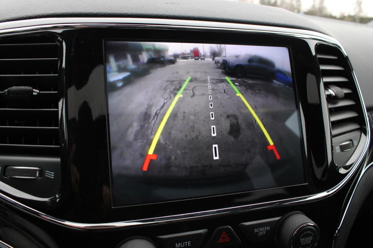 2020 Jeep Grand Cherokee Trailhawk 4WD No Accident $104/Weekly Certified Photo