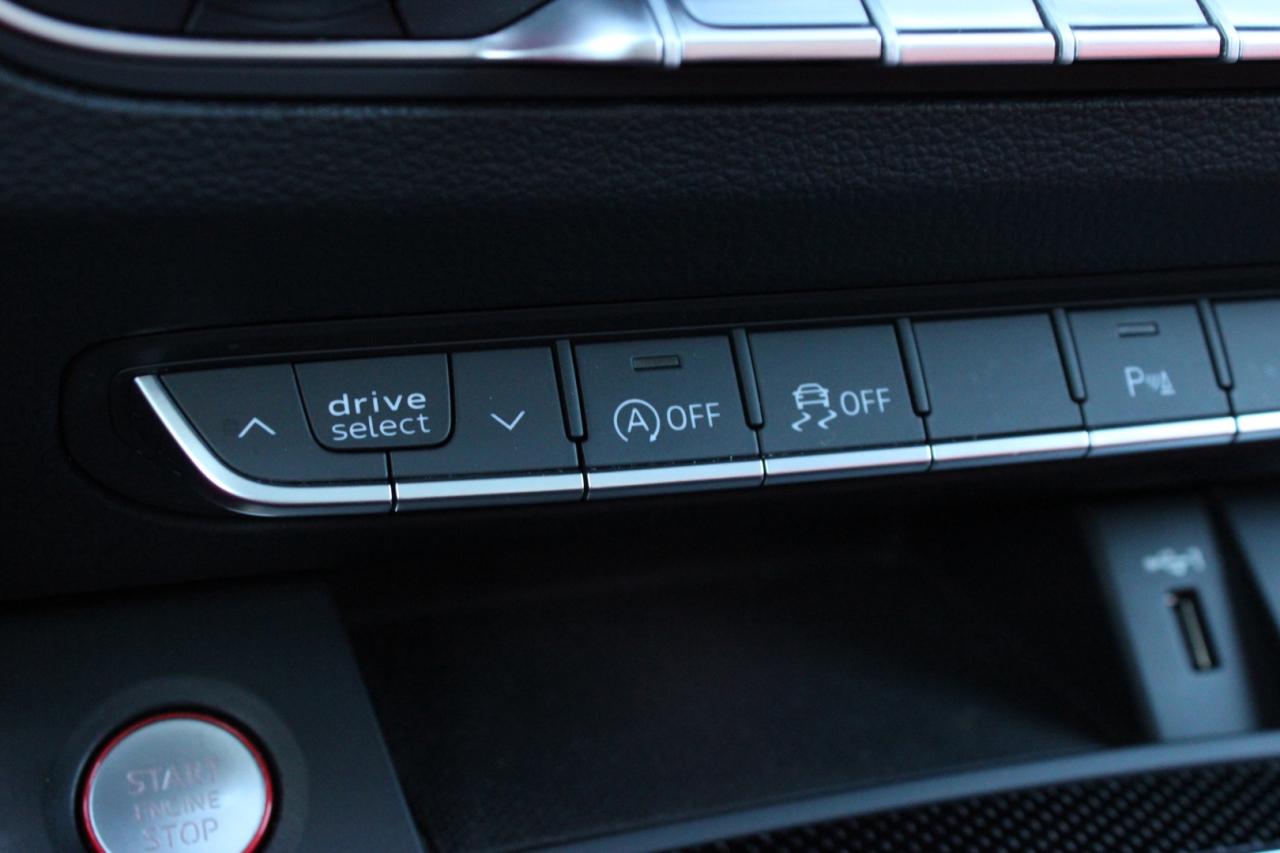 2022 Audi SQ5 3.0T Progressiv Quattro Red Interior No Accident C Photo