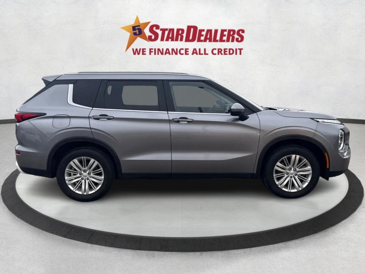 2024 Mitsubishi Outlander PANO ROOF 3 ROW SEATING WE FINANCE ALL CREDIT! Photo