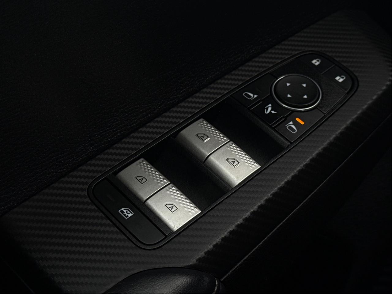 2024 Mitsubishi Outlander PANO ROOF 3 ROW SEATING WE FINANCE ALL CREDIT! Photo