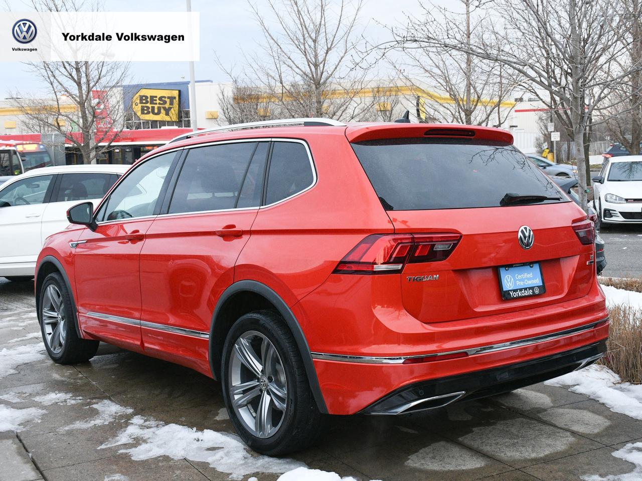 2018 Volkswagen Tiguan 4Motion Photo2