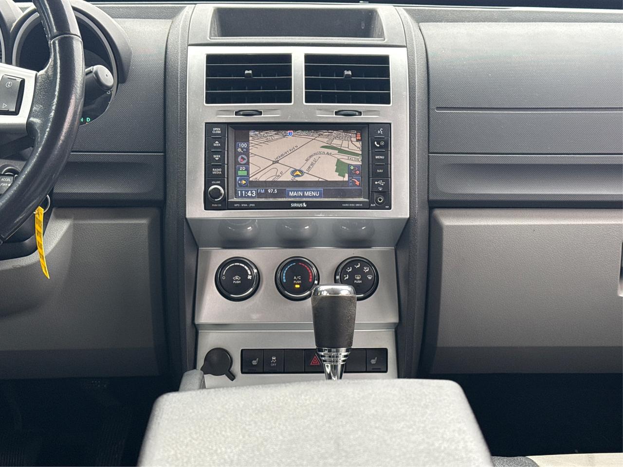 2010 Dodge Nitro NAV   ! WE FINANCE ALL CREDIT! Photo