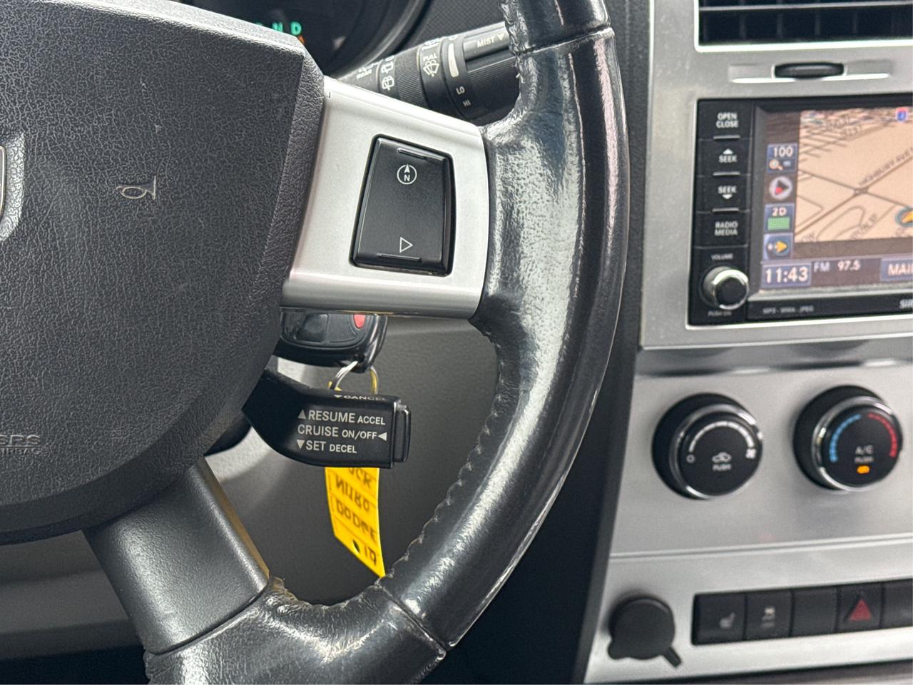 2010 Dodge Nitro NAV   ! WE FINANCE ALL CREDIT! Photo