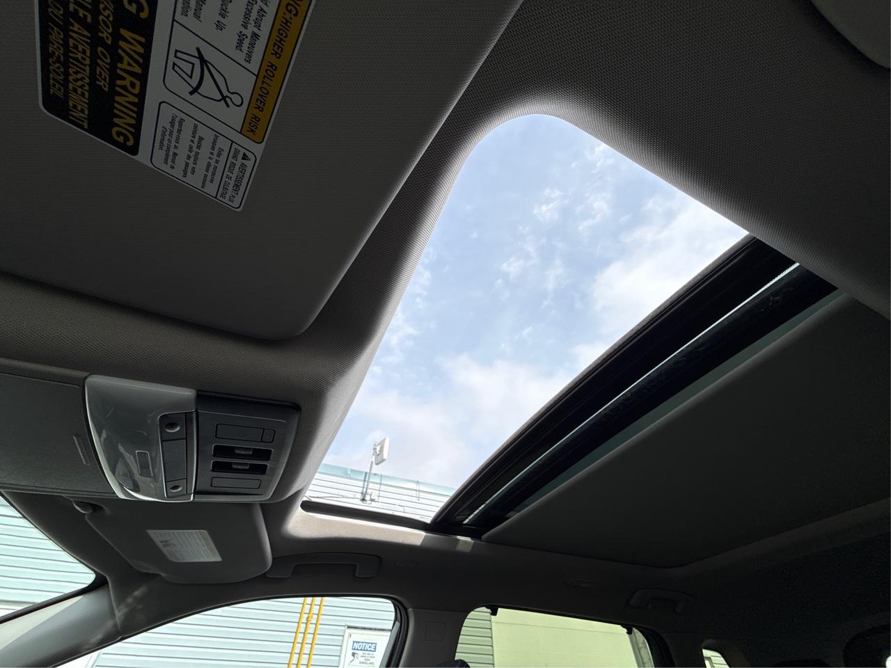 2024 Nissan Rogue NAV LEATHER SUNROOF LOADED! WE FINANCE ALL CREDIT Photo