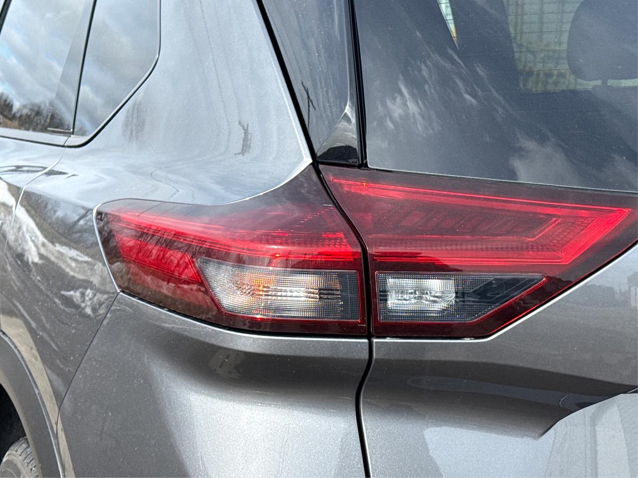 2024 Nissan Rogue NAV LEATHER SUNROOF LOADED! WE FINANCE ALL CREDIT Photo