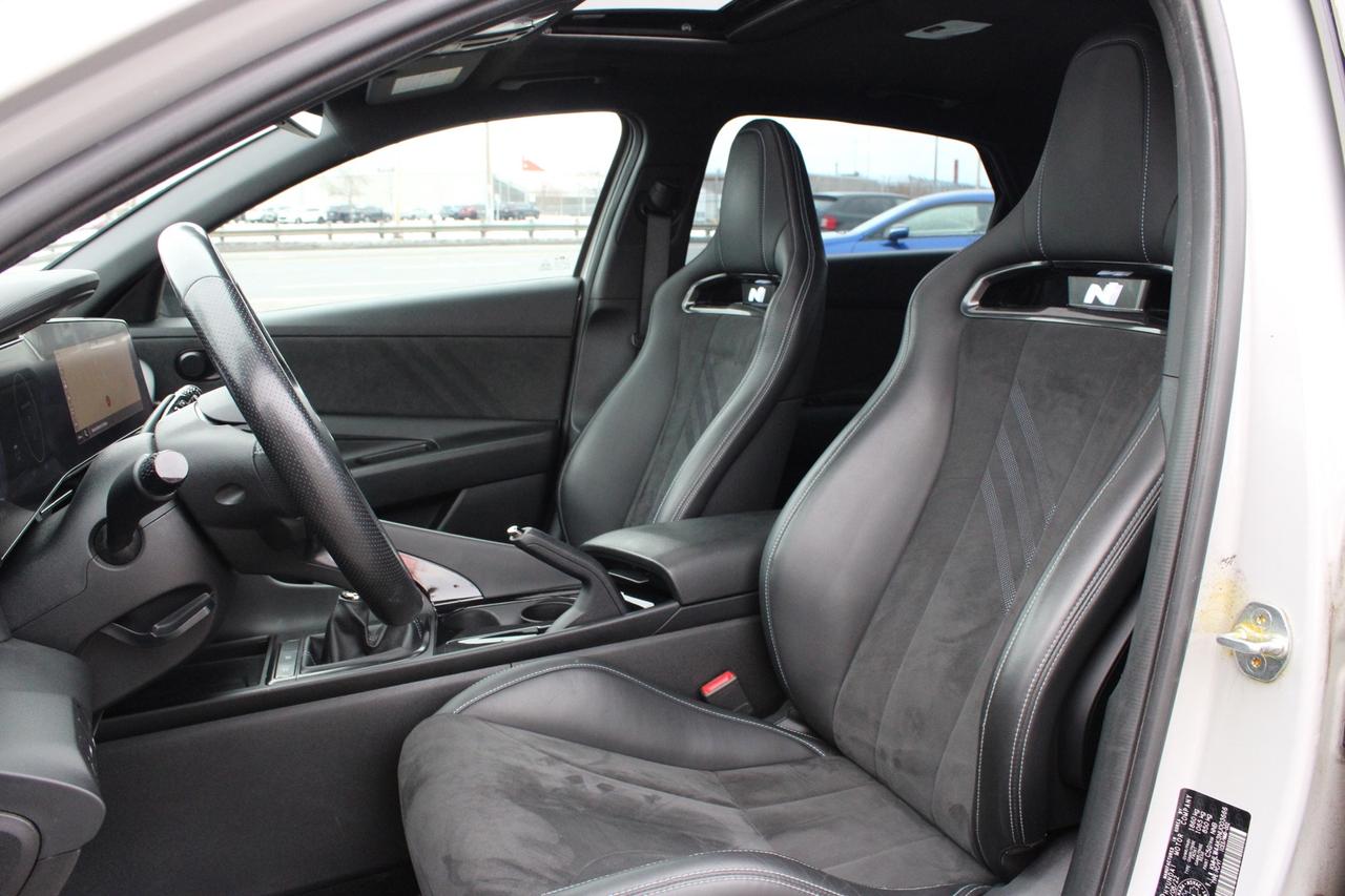 2022 Hyundai Elantra N 6 Speed Manual No Accident $93/Weekly Photo