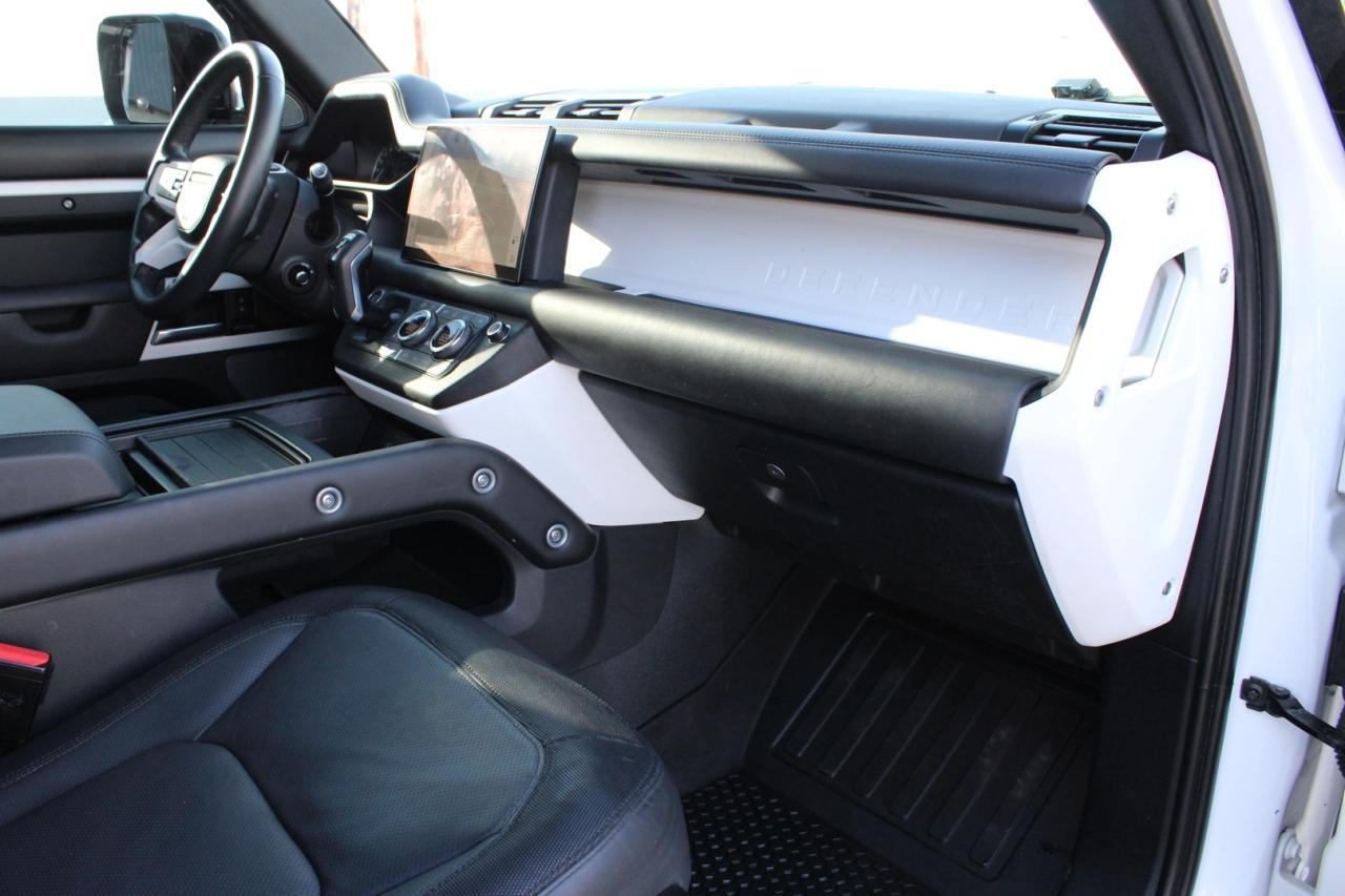 2023 Land Rover Defender 110 X-Dynamic SE V6 No Accident Safety Certified Photo