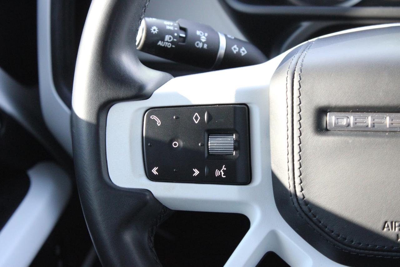 2023 Land Rover Defender 110 X-Dynamic SE V6 No Accident Safety Certified Photo