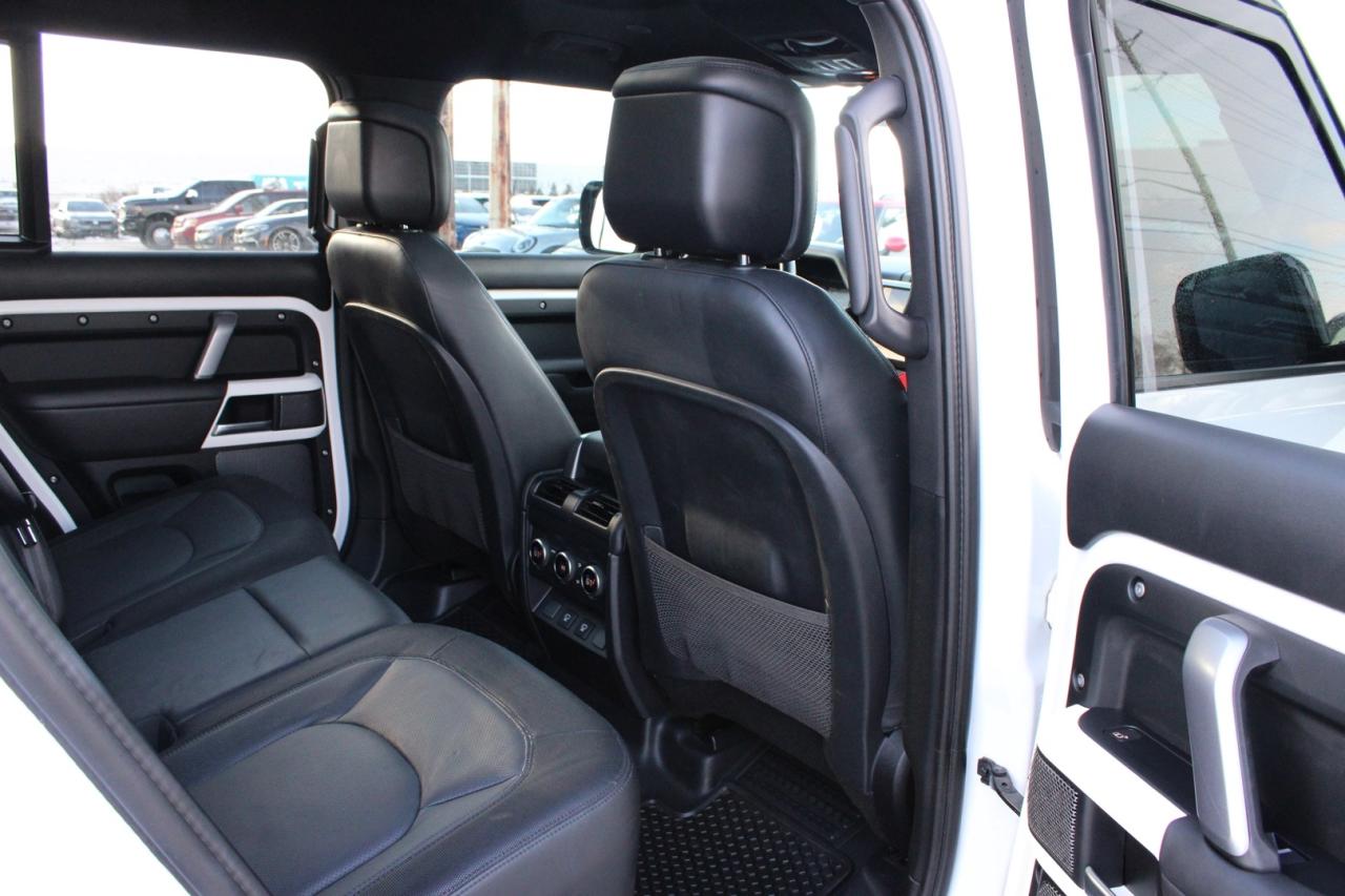 2023 Land Rover Defender 110 X-Dynamic SE V6 No Accident Clean CarFax. Photo