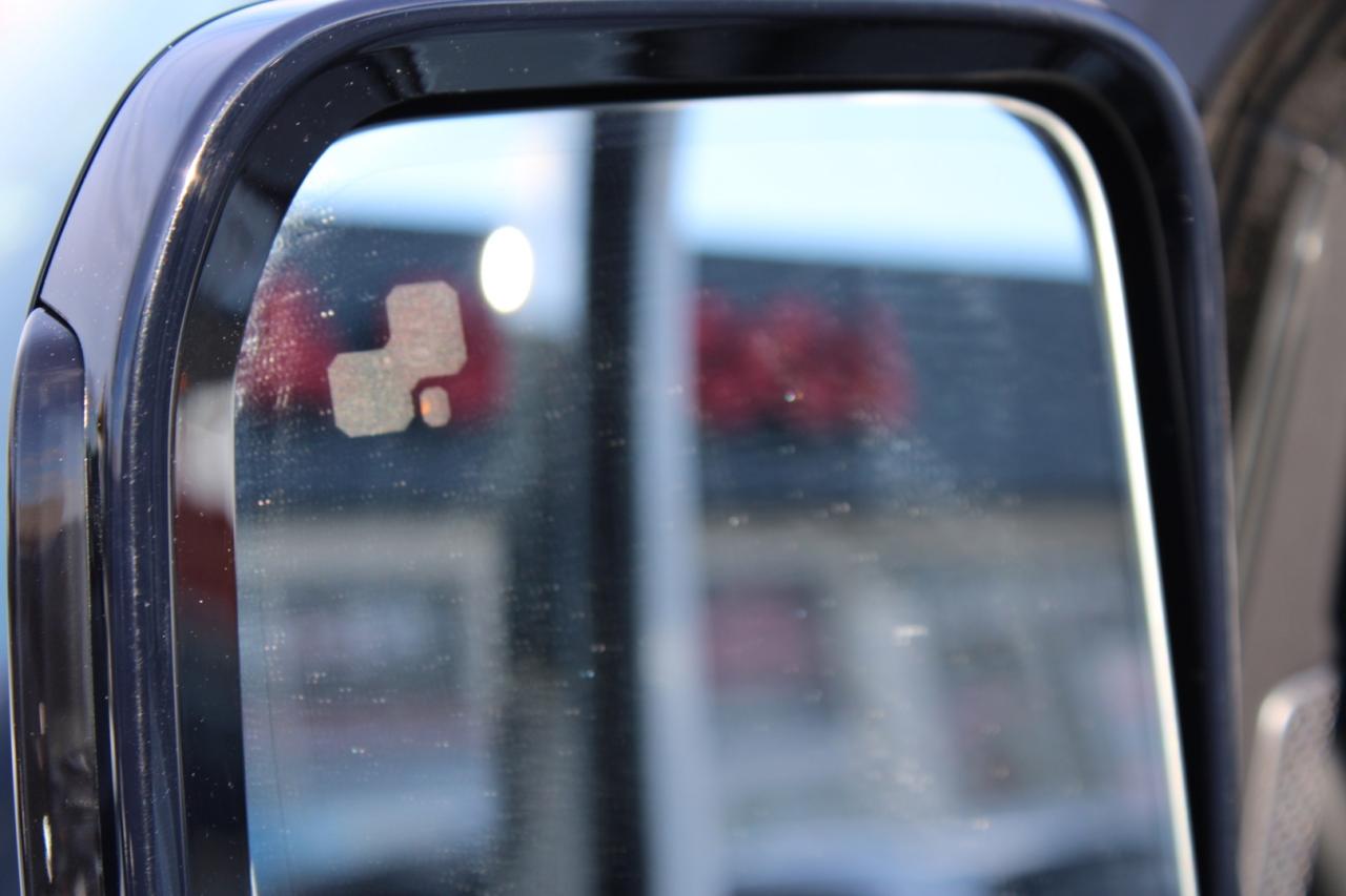 2023 Land Rover Defender 110 X-Dynamic SE V6 No Accident Safety Certified Photo