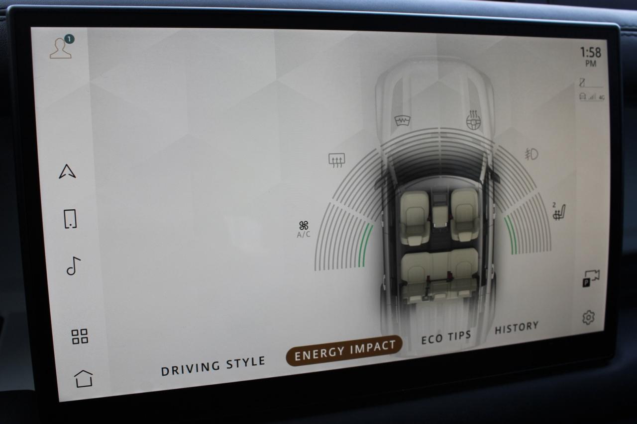 2023 Land Rover Defender 110 X-Dynamic SE V6 No Accident Clean CarFax. Photo