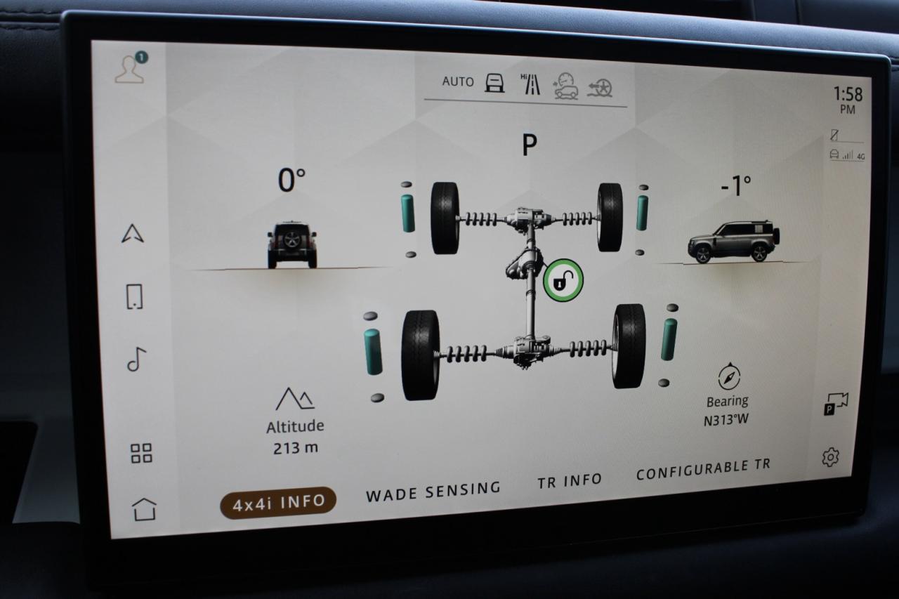 2023 Land Rover Defender 110 X-Dynamic SE V6 No Accident Clean CarFax. Photo