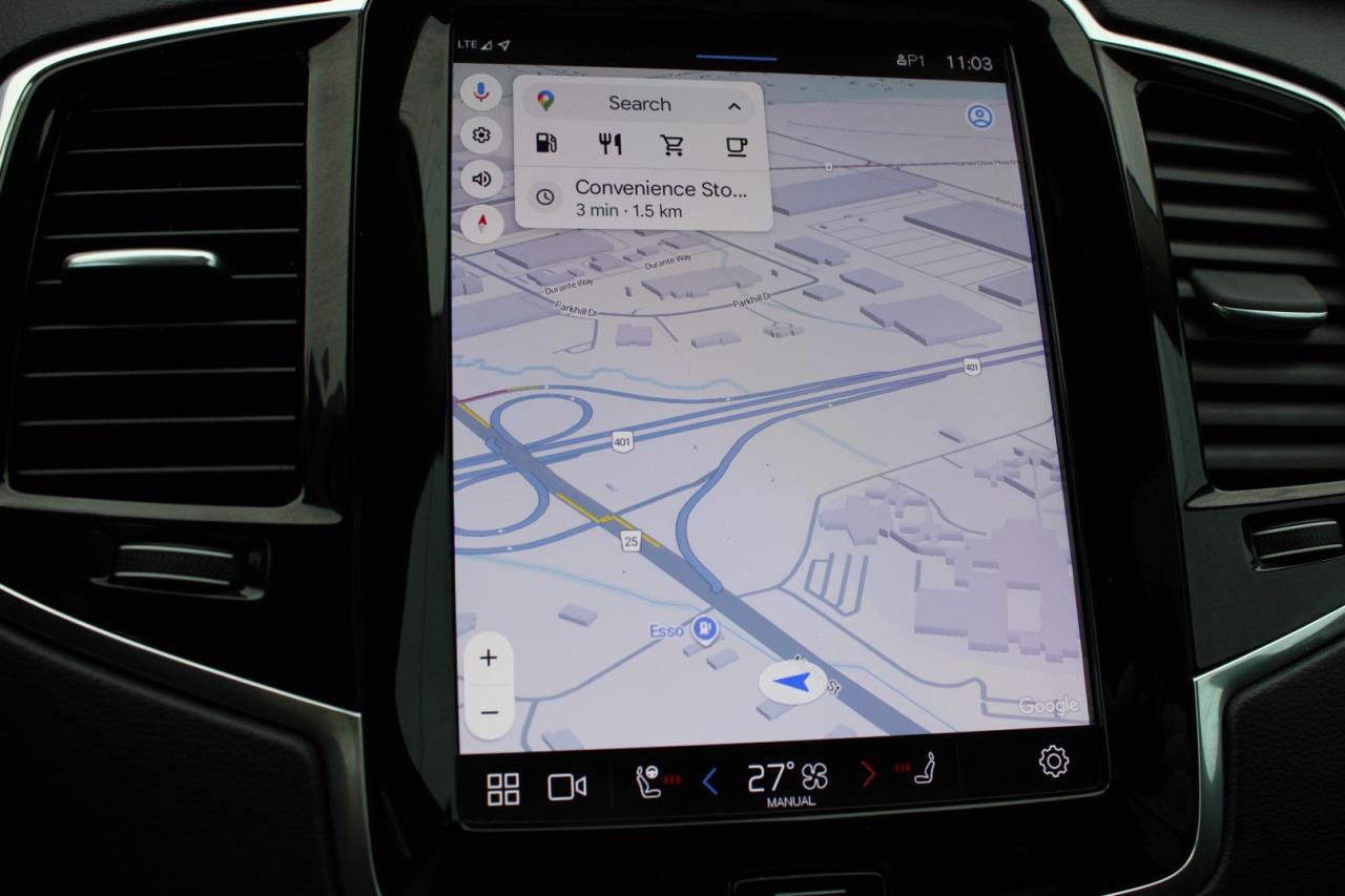 2023 Volvo XC90 B6 Ultimate Dark 7 Passenger Loaded Certified Photo