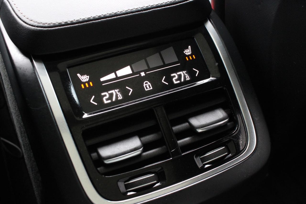 2023 Volvo XC90 B6 Ultimate Dark 7 Passenger Loaded Photo