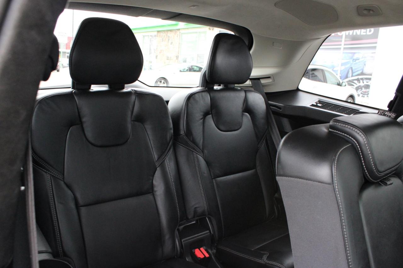 2023 Volvo XC90 B6 Ultimate Dark 7 Passenger Loaded Certified Photo