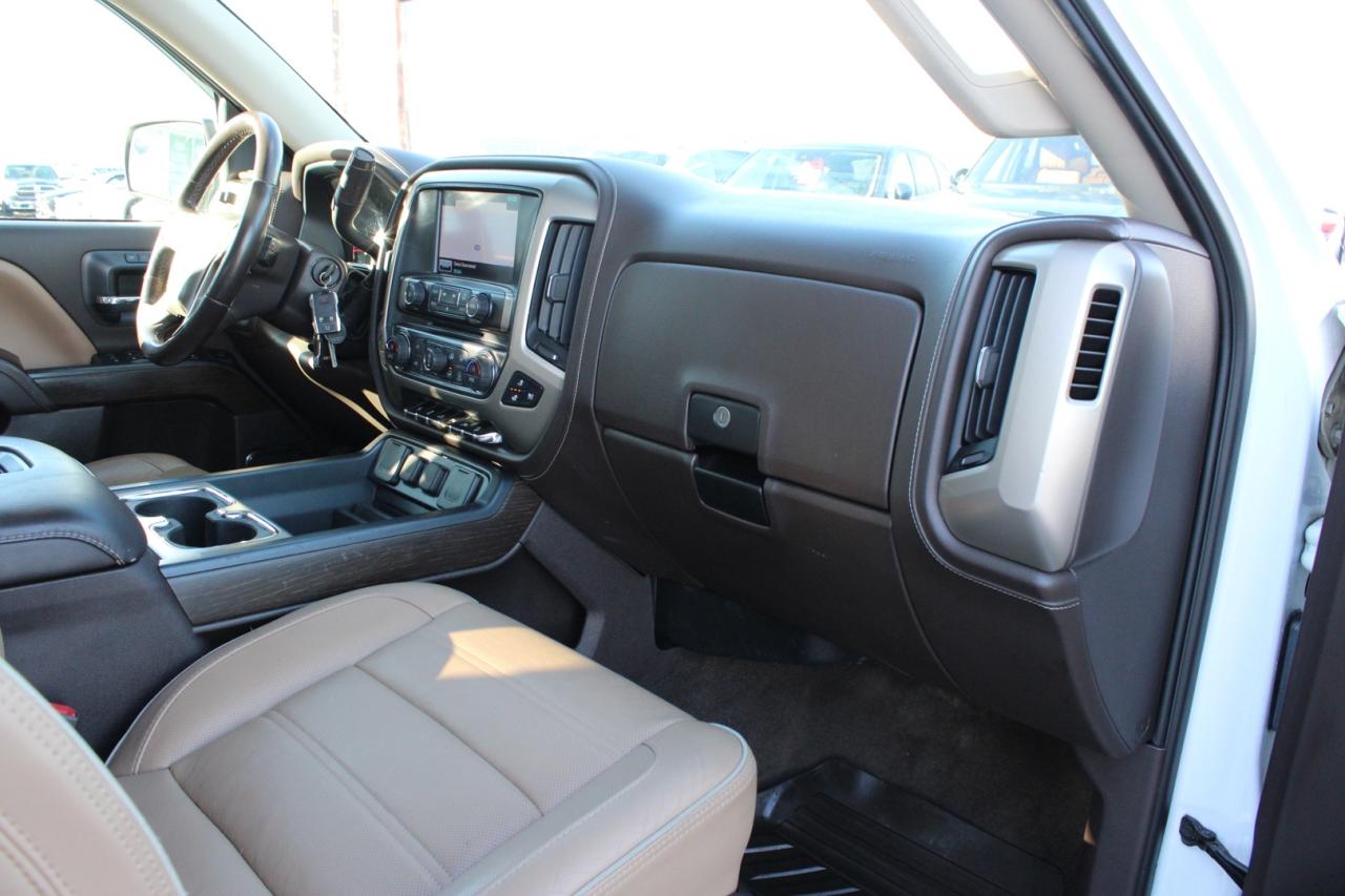 2017 GMC Sierra 1500 Denali Crew Cab 4WD   No Accident   Safety Certifi Photo